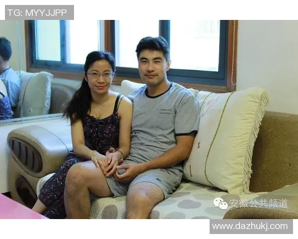 足球明星的爱情故事揭秘各路女友背后的精彩人生与情感纠葛 足球明星的爱情故事揭秘各路女友背后的精彩人生与情感纠葛