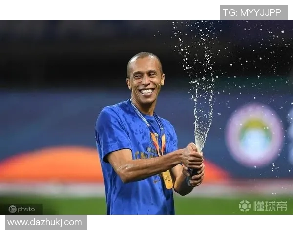 足球明星猜谜挑战赛球员们的智慧与技巧大比拼 足球明星猜谜挑战赛球员们的智慧与技巧大比拼